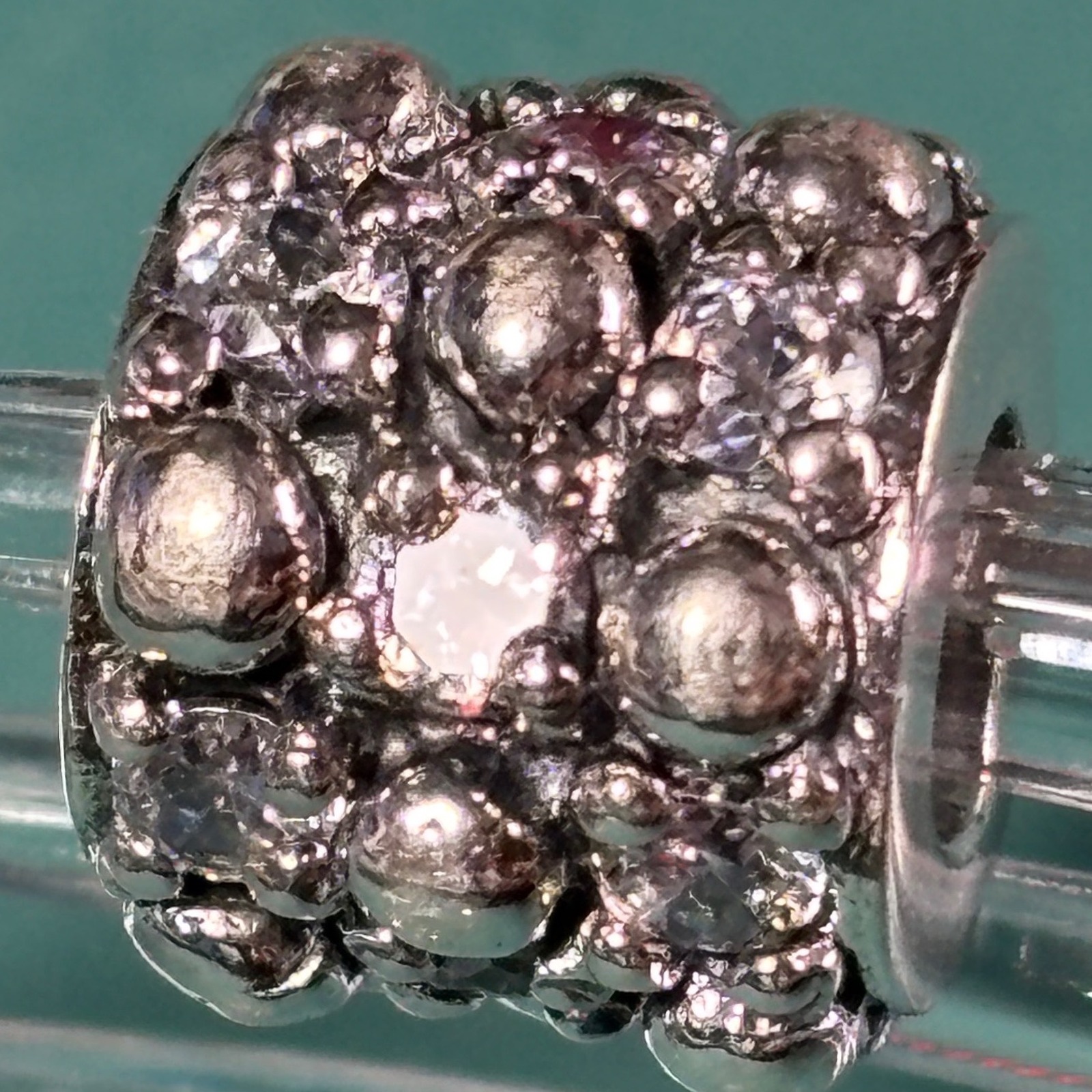 Chamilia Sterling Silver 925 Clear Pave Bubble Bead Charm 35$